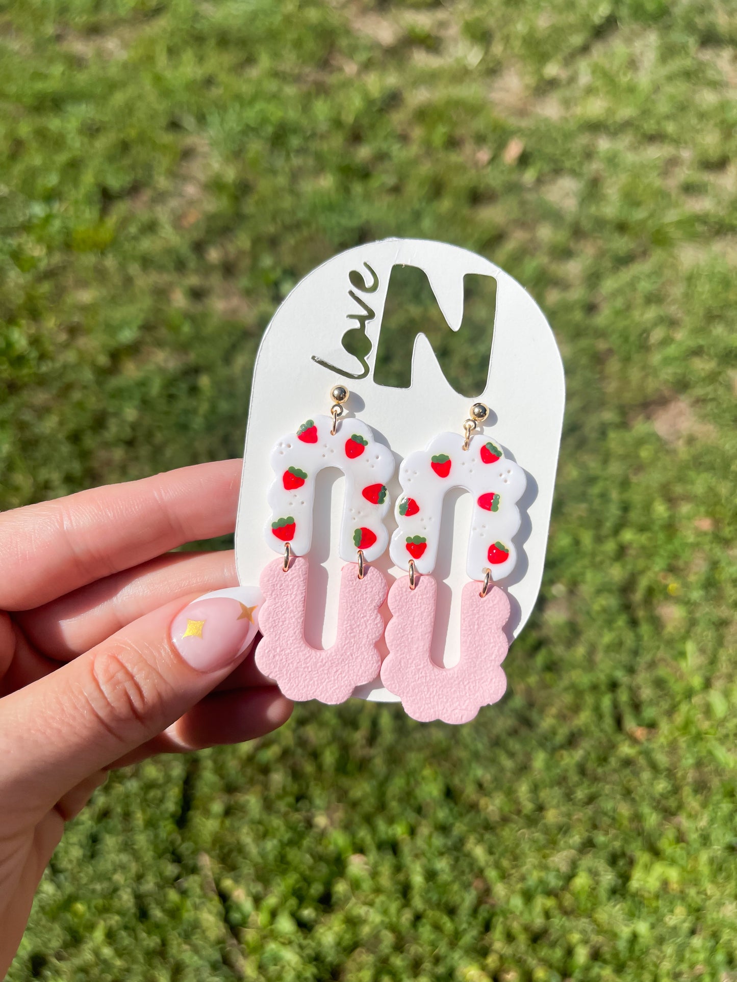 Scallop Statement Dangles