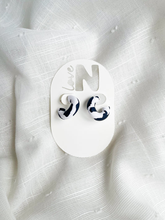 Small Moo Hoops