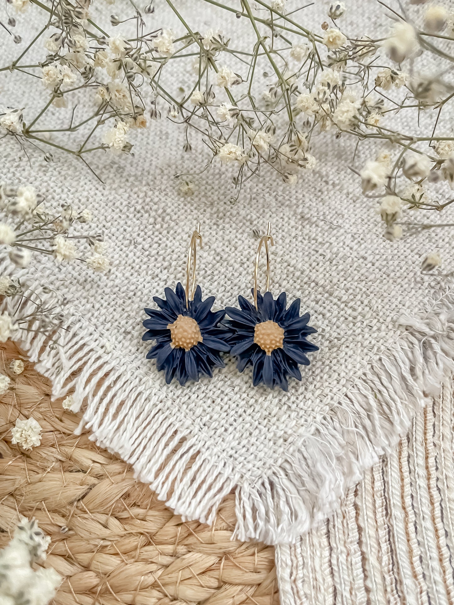 Cutie Flower Hoops