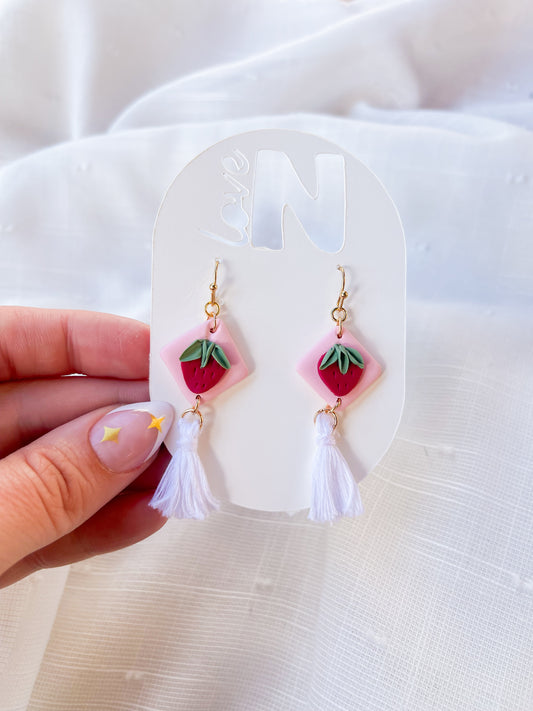 Strawberry Tassels