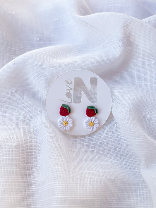 Strawberry + Daisy Mini Stud Pack