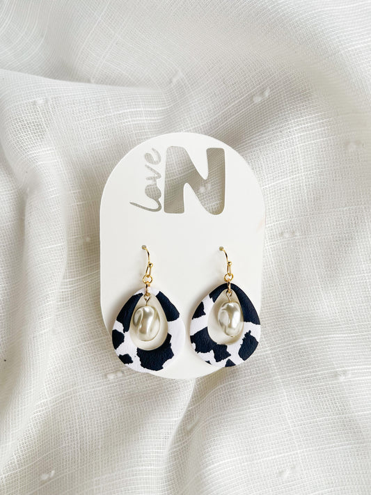 Pearl Moo Dangles