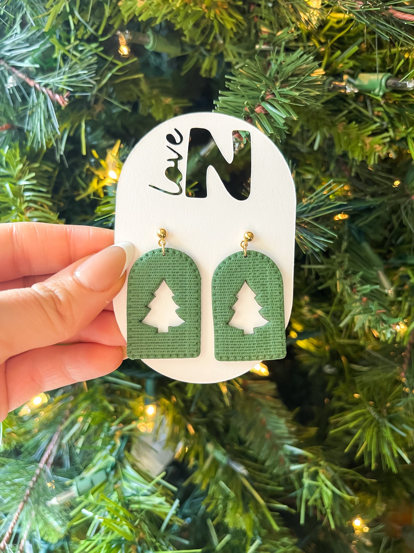 Christmas Tree Cutout Arch Dangles