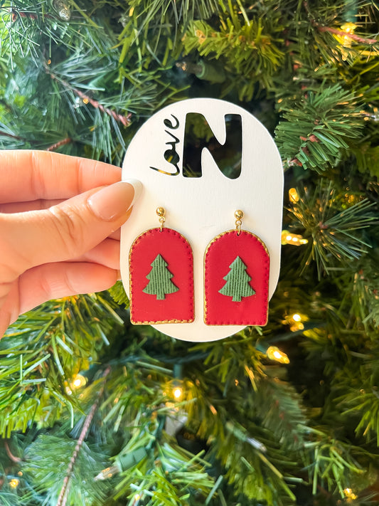 Linen Tree Statement Arch Dangles