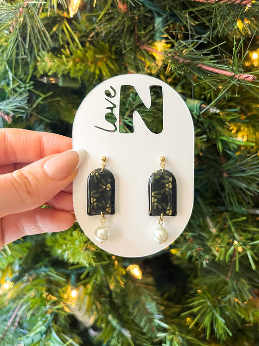 Christmas Pearl Bell Arches