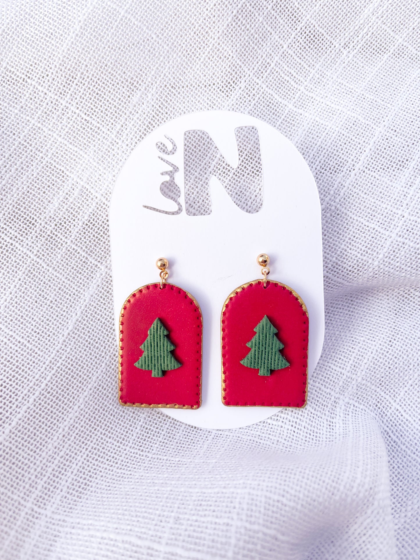 Linen Tree Statement Arch Dangles