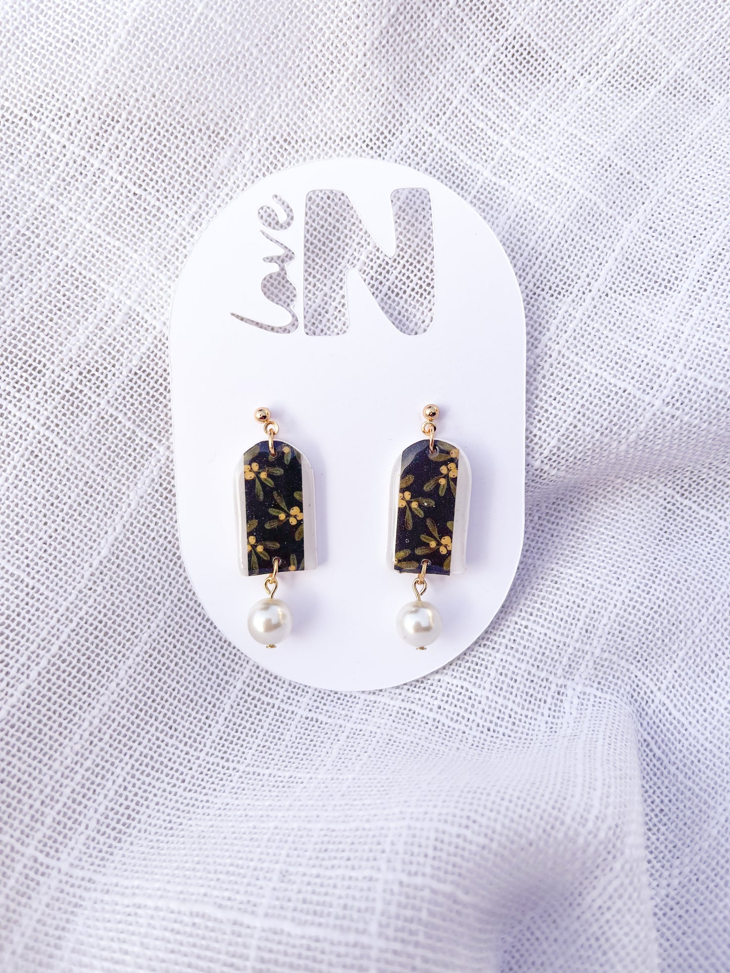 Christmas Pearl Bell Arches